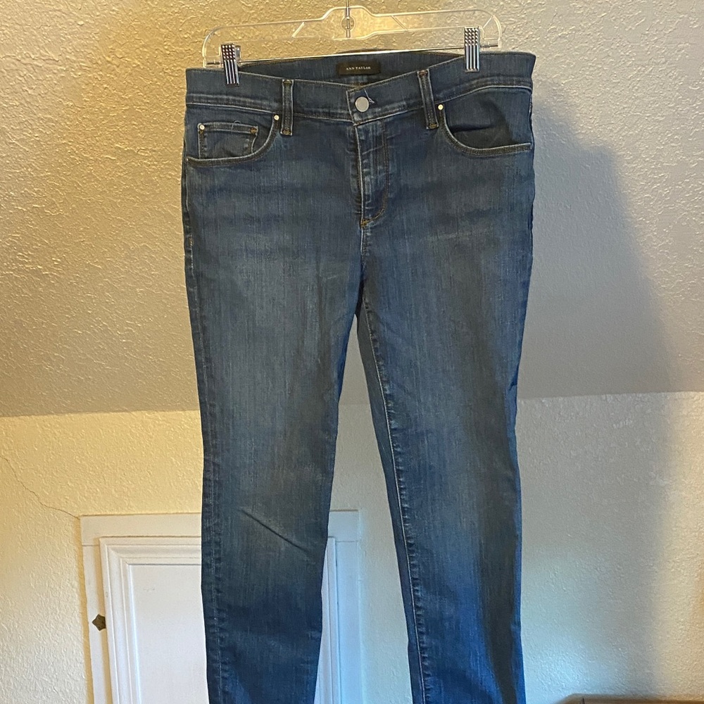 Ann Taylor women’s size 6 jeans